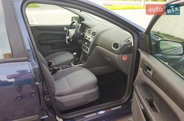 Универсал Ford Focus 2004 в 