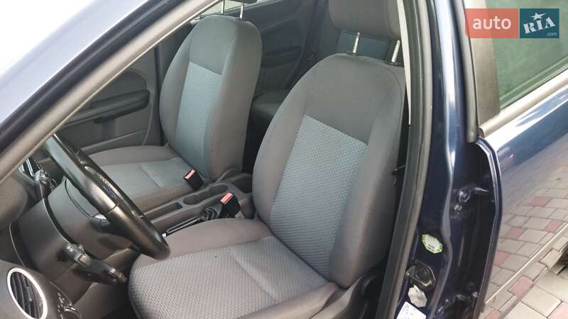 Универсал Ford Focus 2004 в Староконстантинове фото 30 Универсал Ford Focus 2004 в Староконстантинове