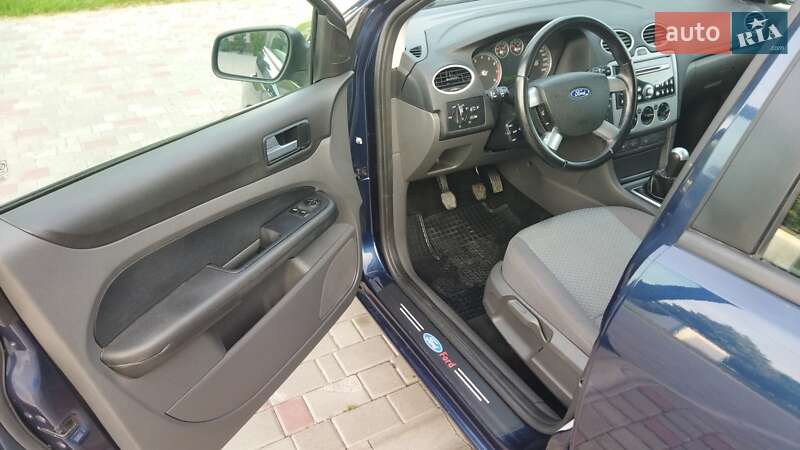 Универсал Ford Focus 2004 в Староконстантинове фото 27 Универсал Ford Focus 2004 в Староконстантинове