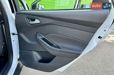 Универсал Ford Focus 2013 в 