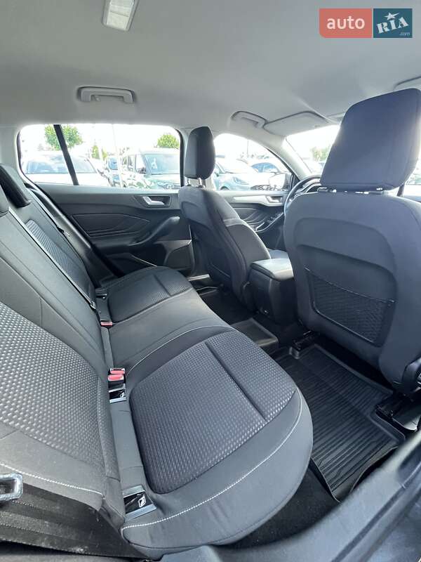 Универсал Ford Focus 2019 в Киеве фото 11 Универсал Ford Focus 2019 в Киеве