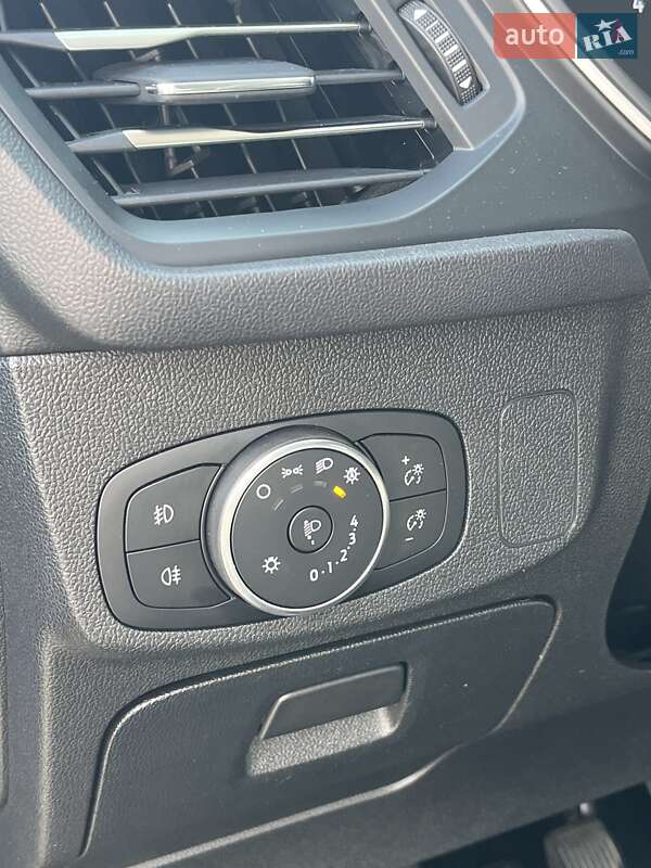 Универсал Ford Focus 2019 в Киеве фото 17 Универсал Ford Focus 2019 в Киеве