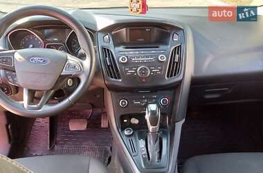 Седан Ford Focus 2014 в 