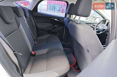 Хэтчбек Ford Focus 2014 в 