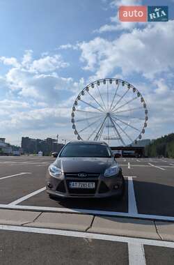Хэтчбек Ford Focus 2014 в 