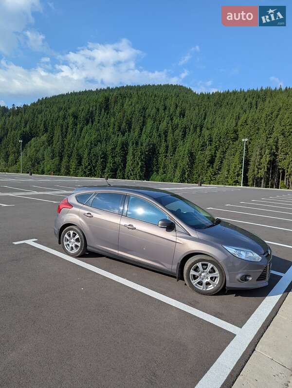 Хэтчбек Ford Focus 2014 в Татарове фото 14 Хэтчбек Ford Focus 2014 в Татарове