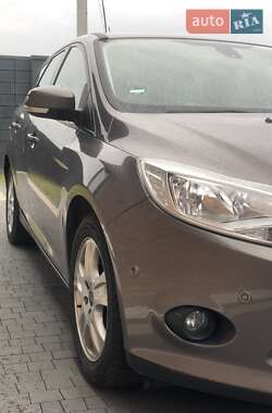 Универсал Ford Focus 2014 в 