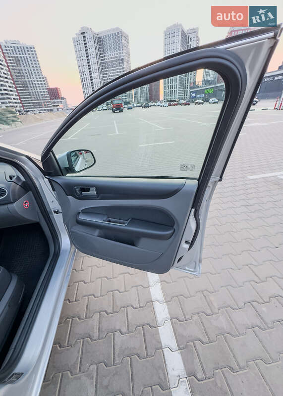 Седан Ford Focus 2011 в Києві