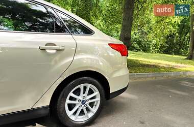 Седан Ford Focus 2017 в 
