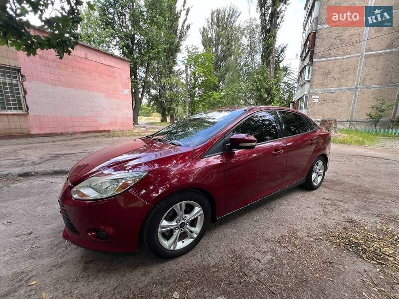 Седан Ford Focus 2013 в Черкасах