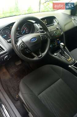 Седан Ford Focus 2015 в 