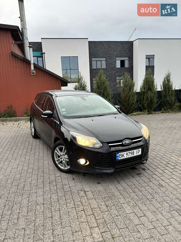 Универсал Ford Focus 2011 в 