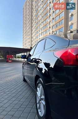 Седан Ford Focus 2015 в 