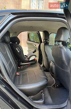 Седан Ford Focus 2015 в 