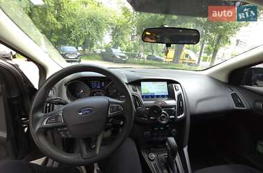 Седан Ford Focus 2017 в 
