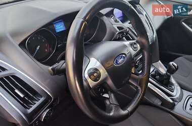 Универсал Ford Focus 2011 в 