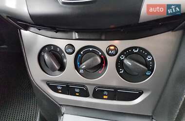 Универсал Ford Focus 2011 в 