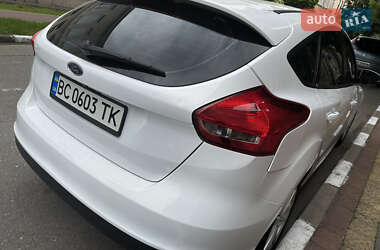 Хэтчбек Ford Focus 2016 в 