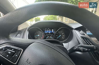 Хэтчбек Ford Focus 2016 в 