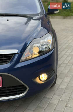 Универсал Ford Focus 2009 в 