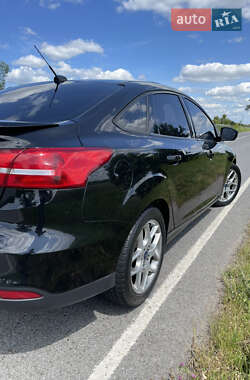 Седан Ford Focus 2015 в 