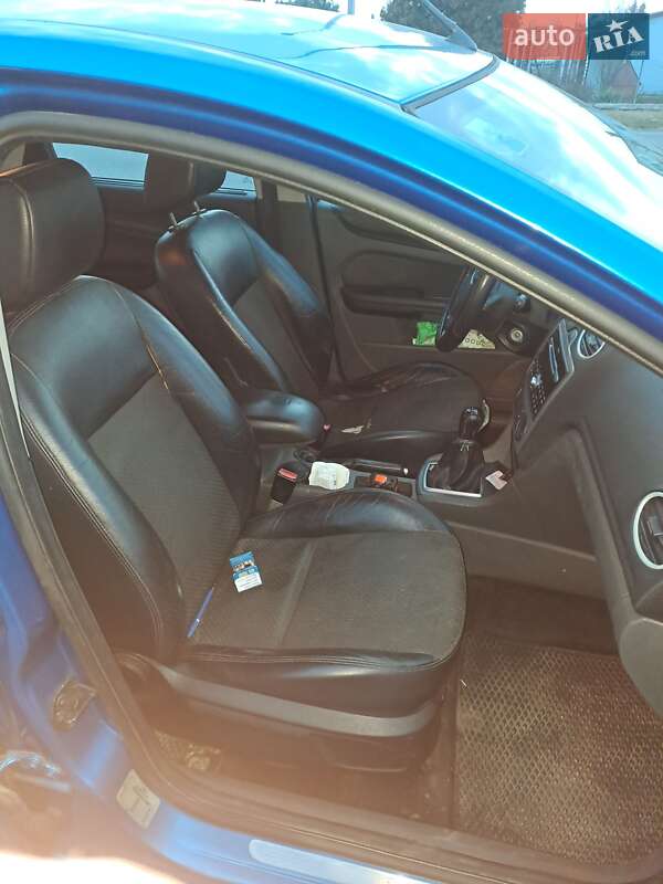 Хетчбек Ford Focus 2004 в Луцьку