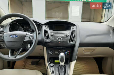 Седан Ford Focus 2016 в 