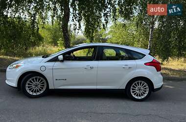 Хэтчбек Ford Focus 2014 в Запорожье