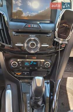 Хетчбек Ford Focus 2013 в 