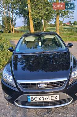 Универсал Ford Focus 2010 в 