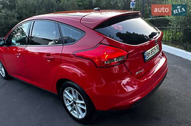 Хэтчбек Ford Focus 2016 в 