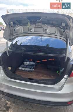 Седан Ford Focus 2013 в 