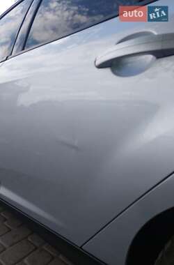 Седан Ford Focus 2013 в 