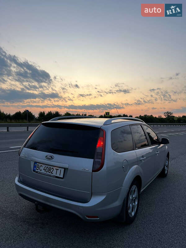Ford Focus 2010