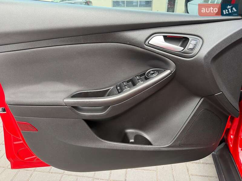 Хетчбек Ford Focus 2016 в Одесі