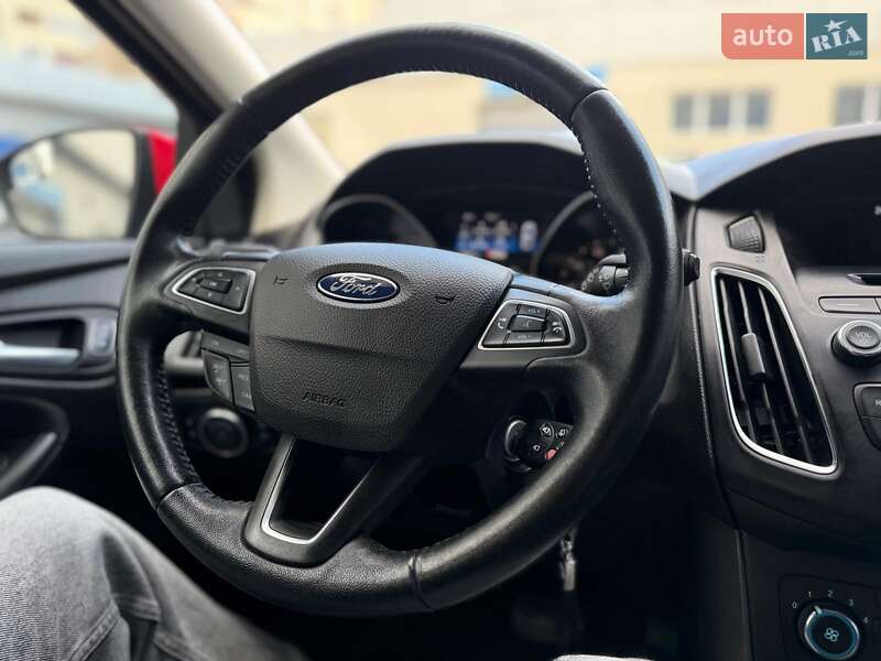Хетчбек Ford Focus 2016 в Одесі