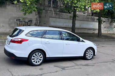 Универсал Ford Focus 2014 в 