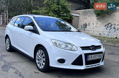 Универсал Ford Focus 2014 в 