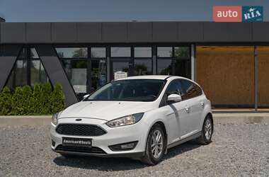 Хэтчбек Ford Focus 2016 в Черновцах
