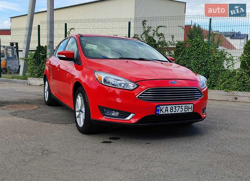 Седан Ford Focus 2015 в Киеве фото 2 Седан Ford Focus 2015 в Киеве