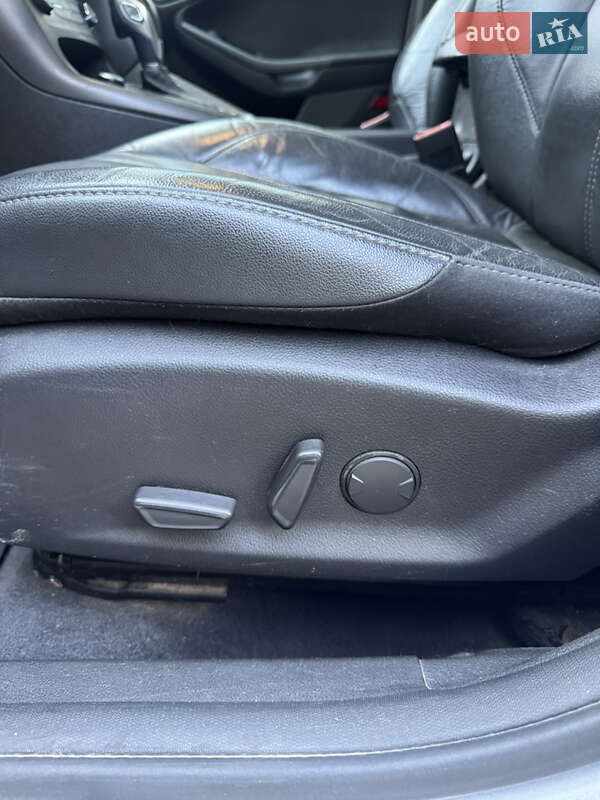 Седан Ford Focus 2016 в Киеве