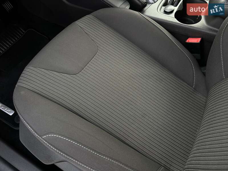 Хетчбек Ford Focus 2014 в Стрию