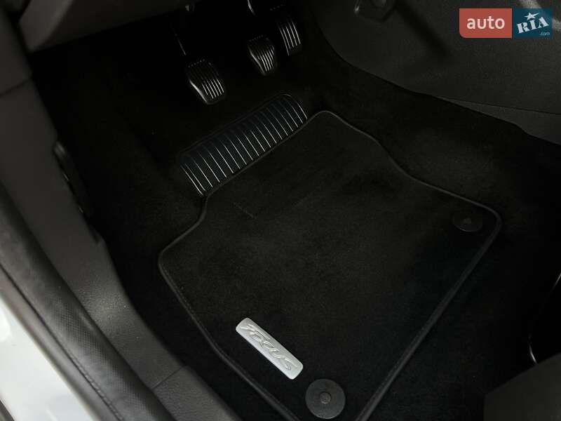 Хетчбек Ford Focus 2014 в Стрию