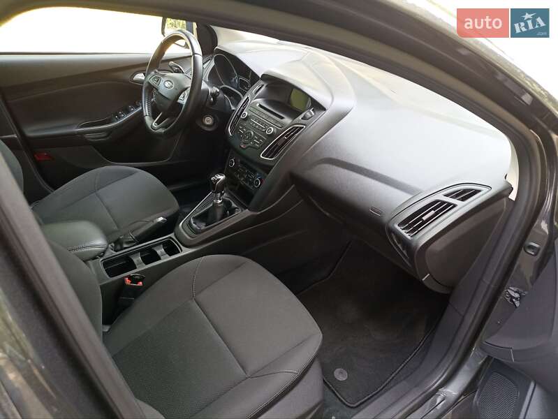 Хэтчбек Ford Focus 2018 в Подольске