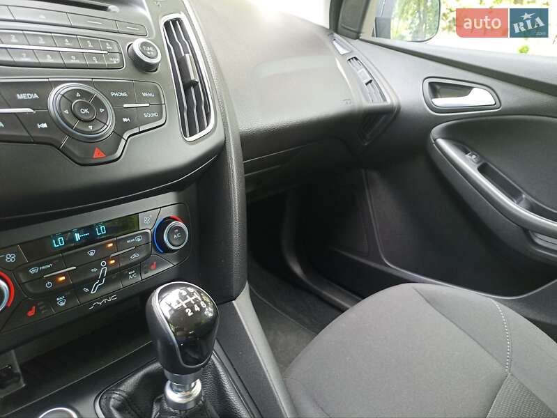 Хэтчбек Ford Focus 2018 в Подольске