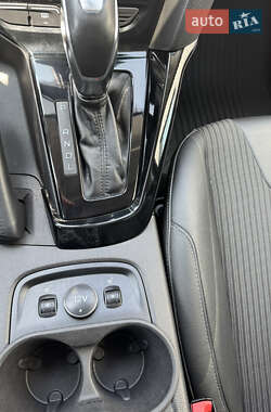 Хэтчбек Ford Focus 2013 в 