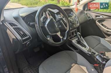 Хэтчбек Ford Focus 2013 в 