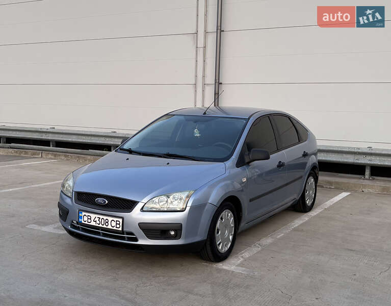 Хэтчбек Ford Focus 2005 в Киеве