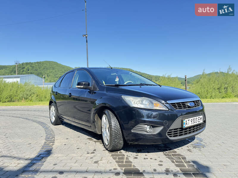 Хетчбек Ford Focus 2009 в Вигоді