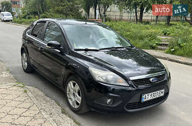 Хэтчбек Ford Focus 2009 в 